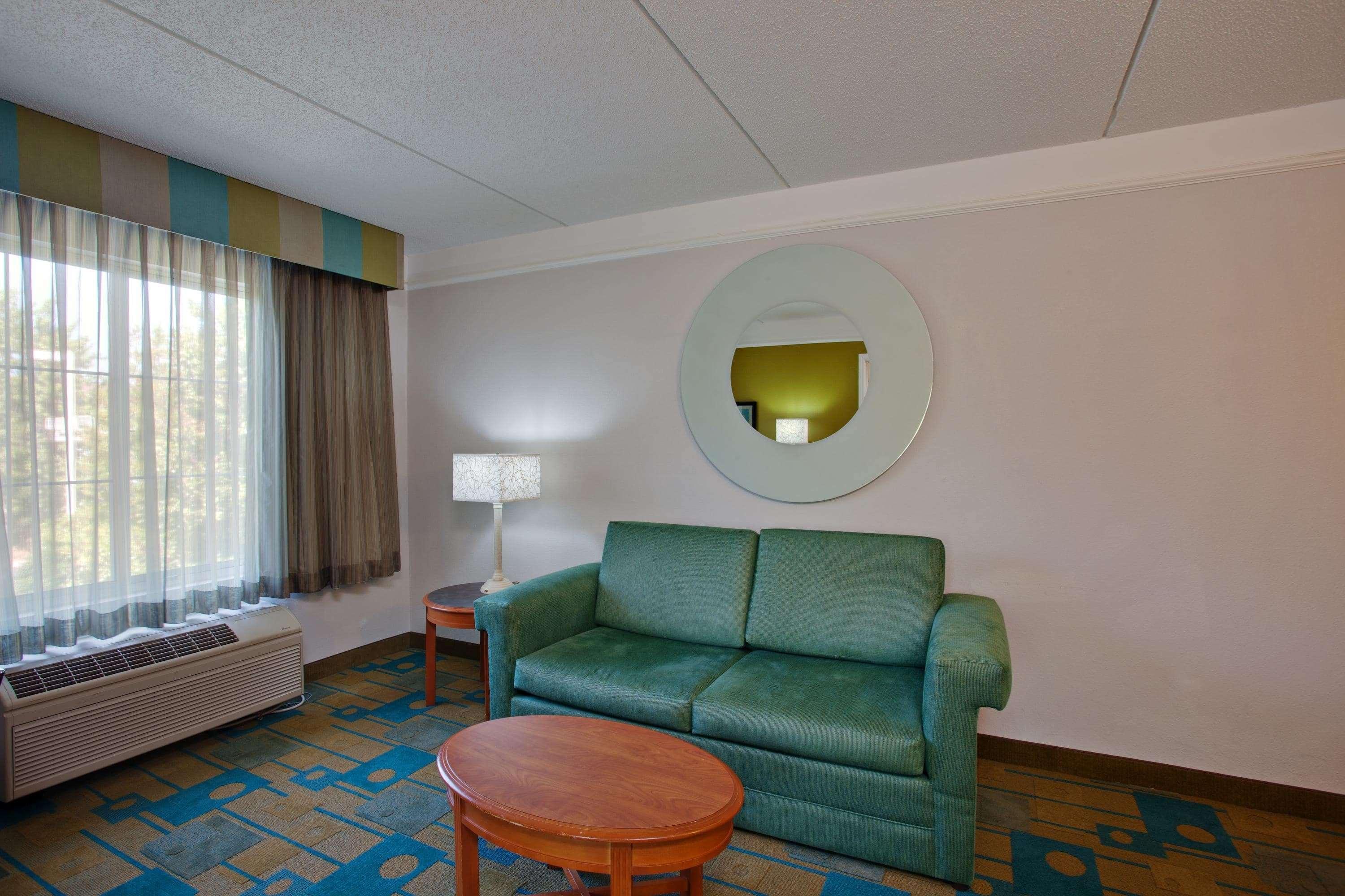 La Quinta By Wyndham Winston-Salem Hotel Ngoại thất bức ảnh