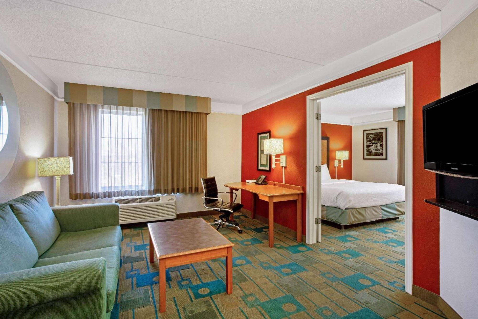 La Quinta By Wyndham Winston-Salem Hotel Ngoại thất bức ảnh