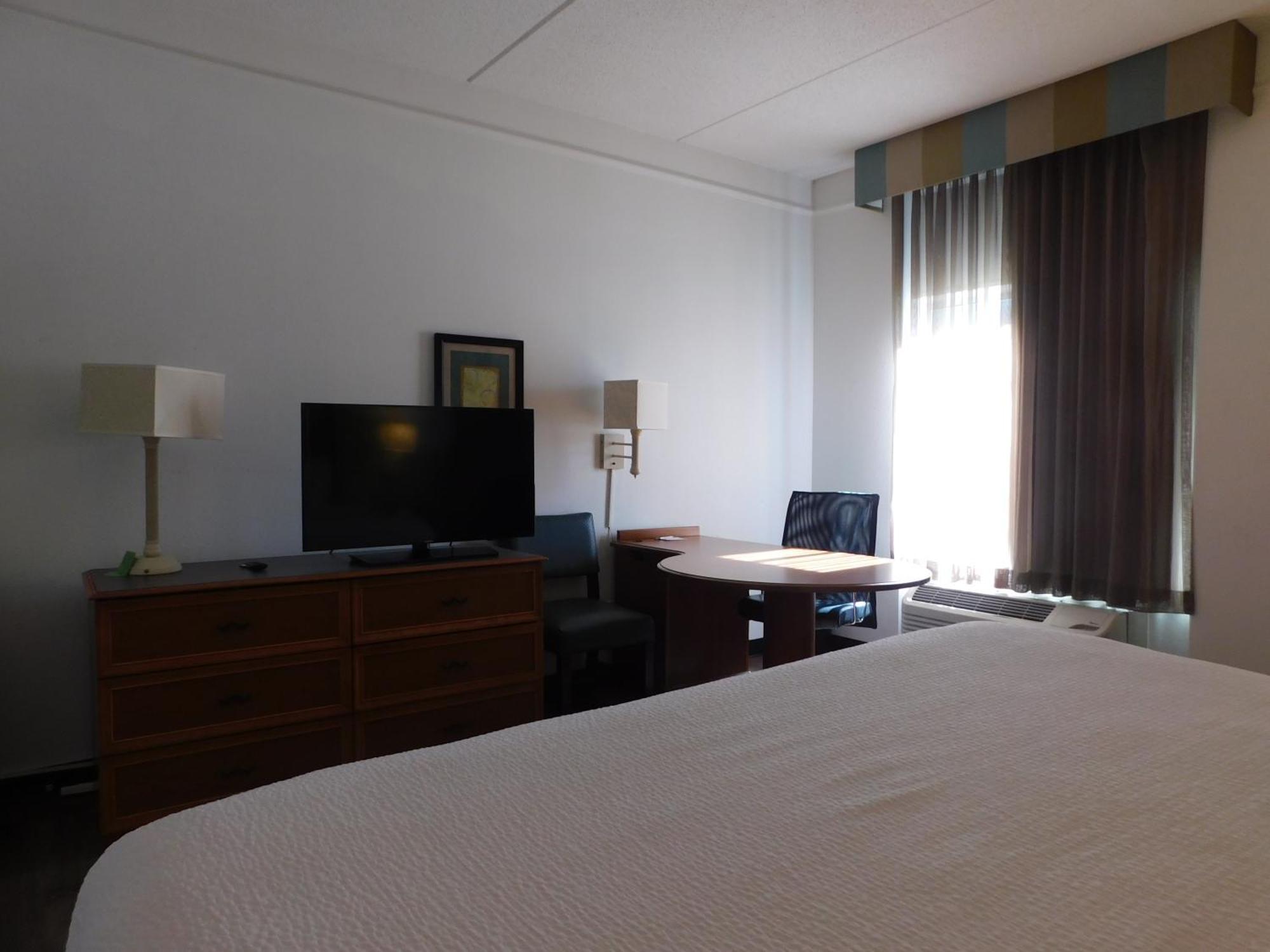 La Quinta By Wyndham Winston-Salem Hotel Ngoại thất bức ảnh
